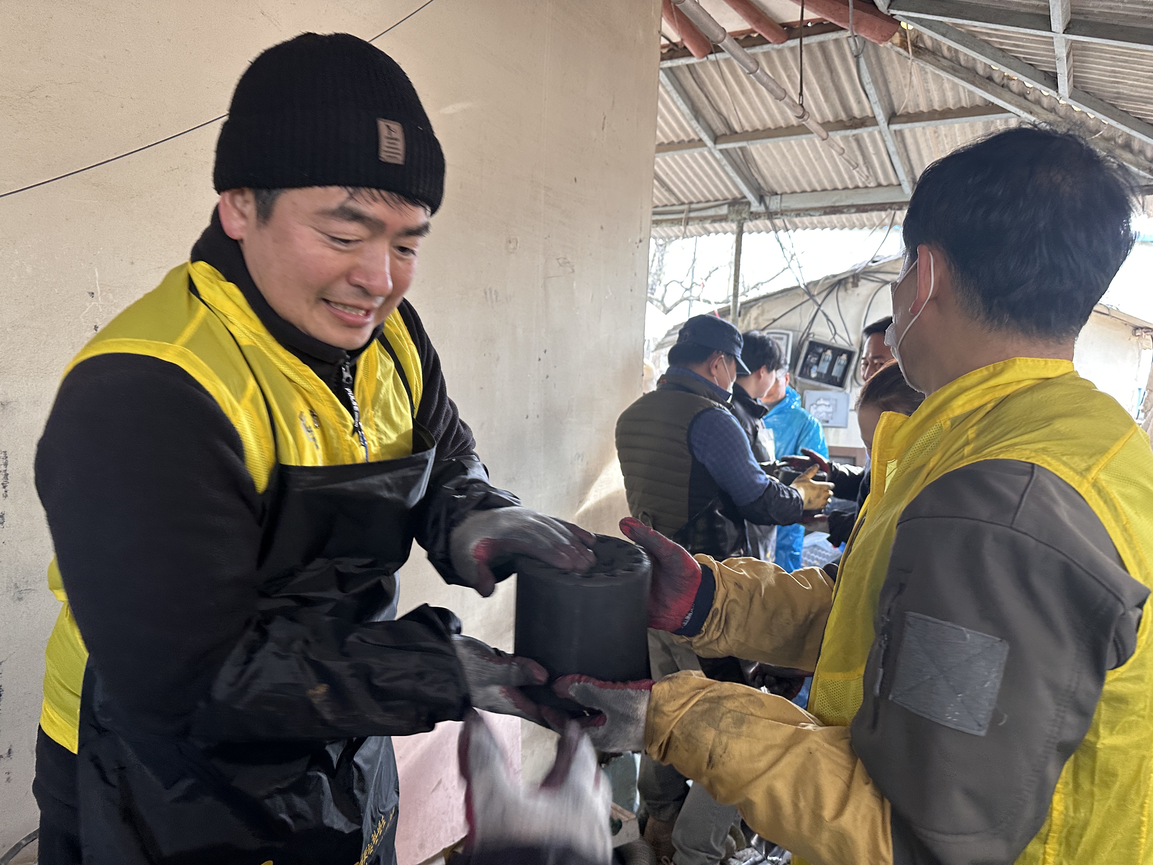 용진읍_연탄1천장전달 (1).jpeg