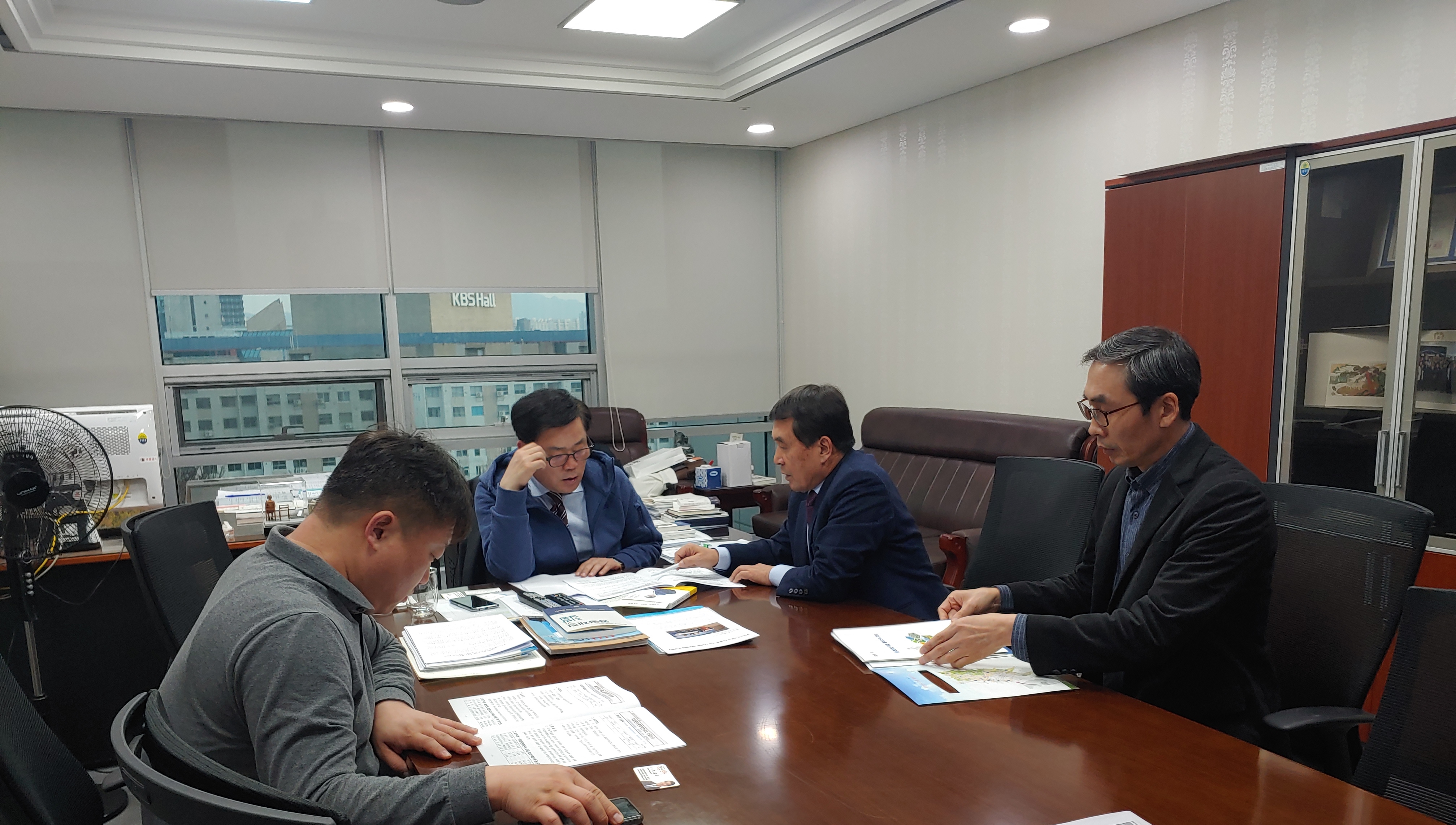또다시 국회 찾은 박성일 군수, 국가예산 총력전2