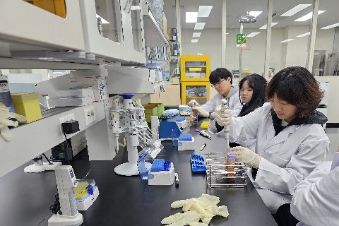 (농업기술센터) 김제마이스터고 실험.jpg