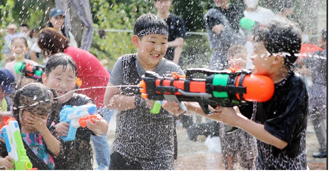 어린이날축제코스프레퍼레이드 (1).jpg