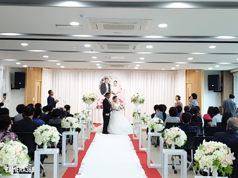 2019작은결혼식1.jpg
