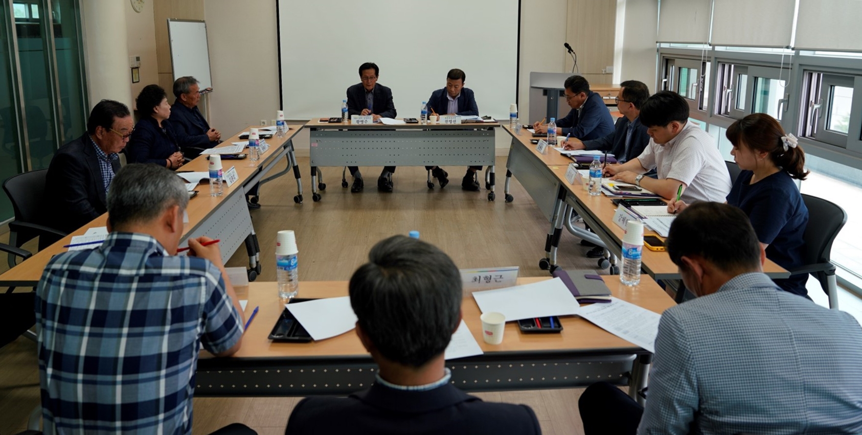 웅치이치간담회사진1.jpg