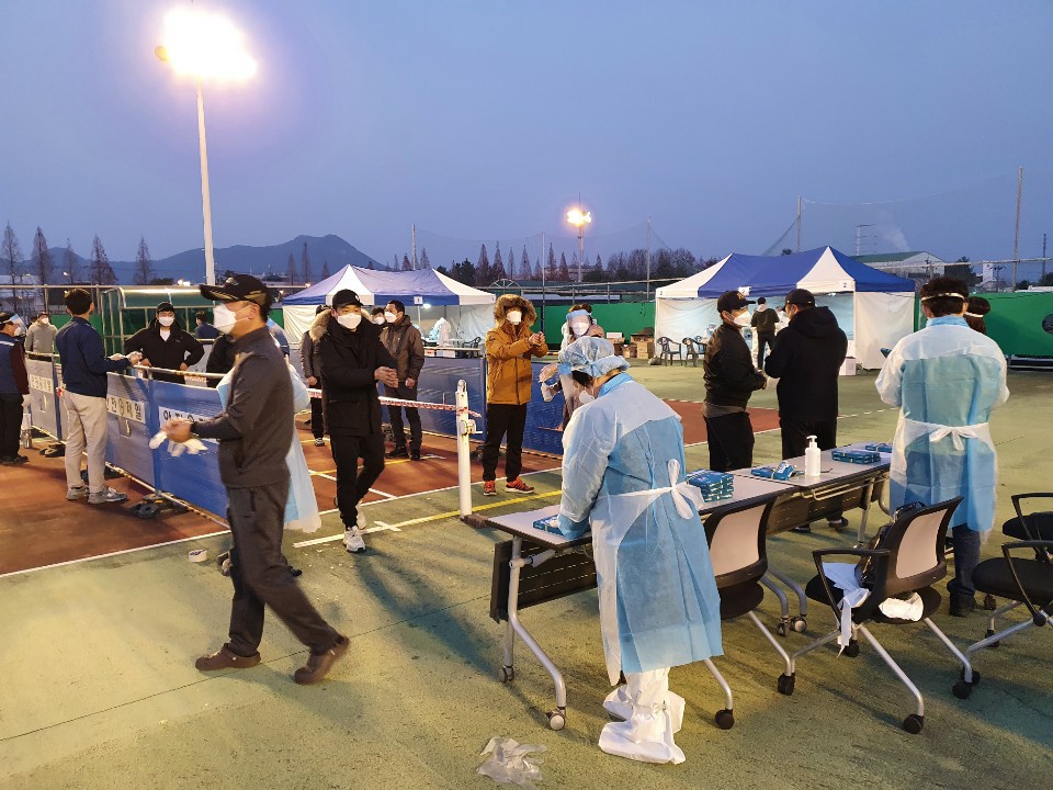 선별진료소-3.jpg