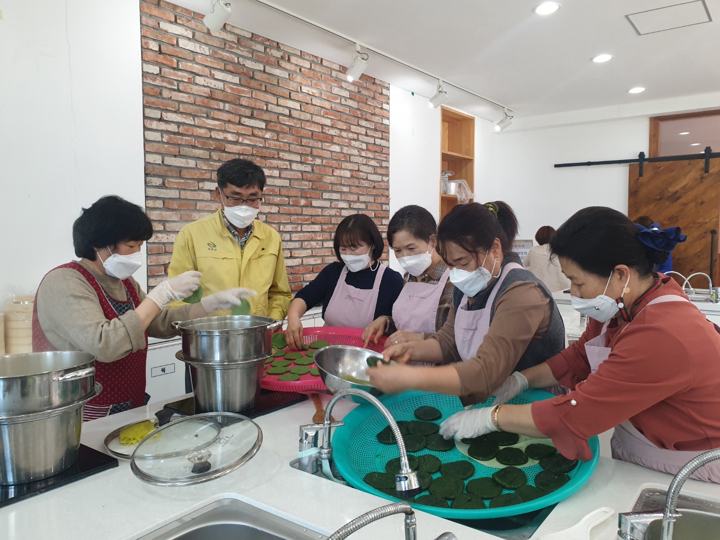 여성단체보건소위문.jpg