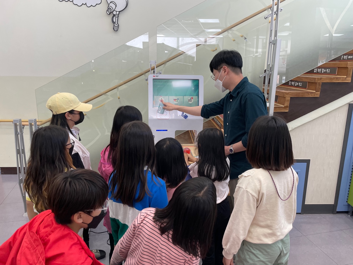 도서관과함께책읽기.jpg