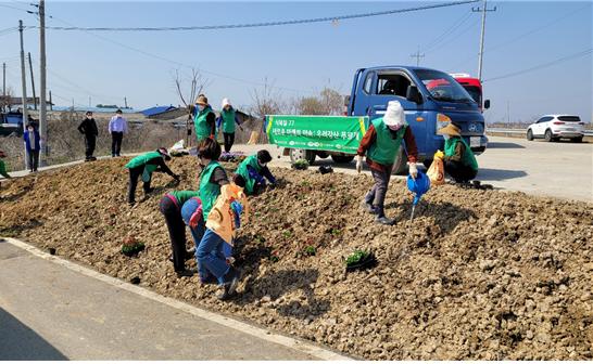 식목행사사진(전송용).jpg