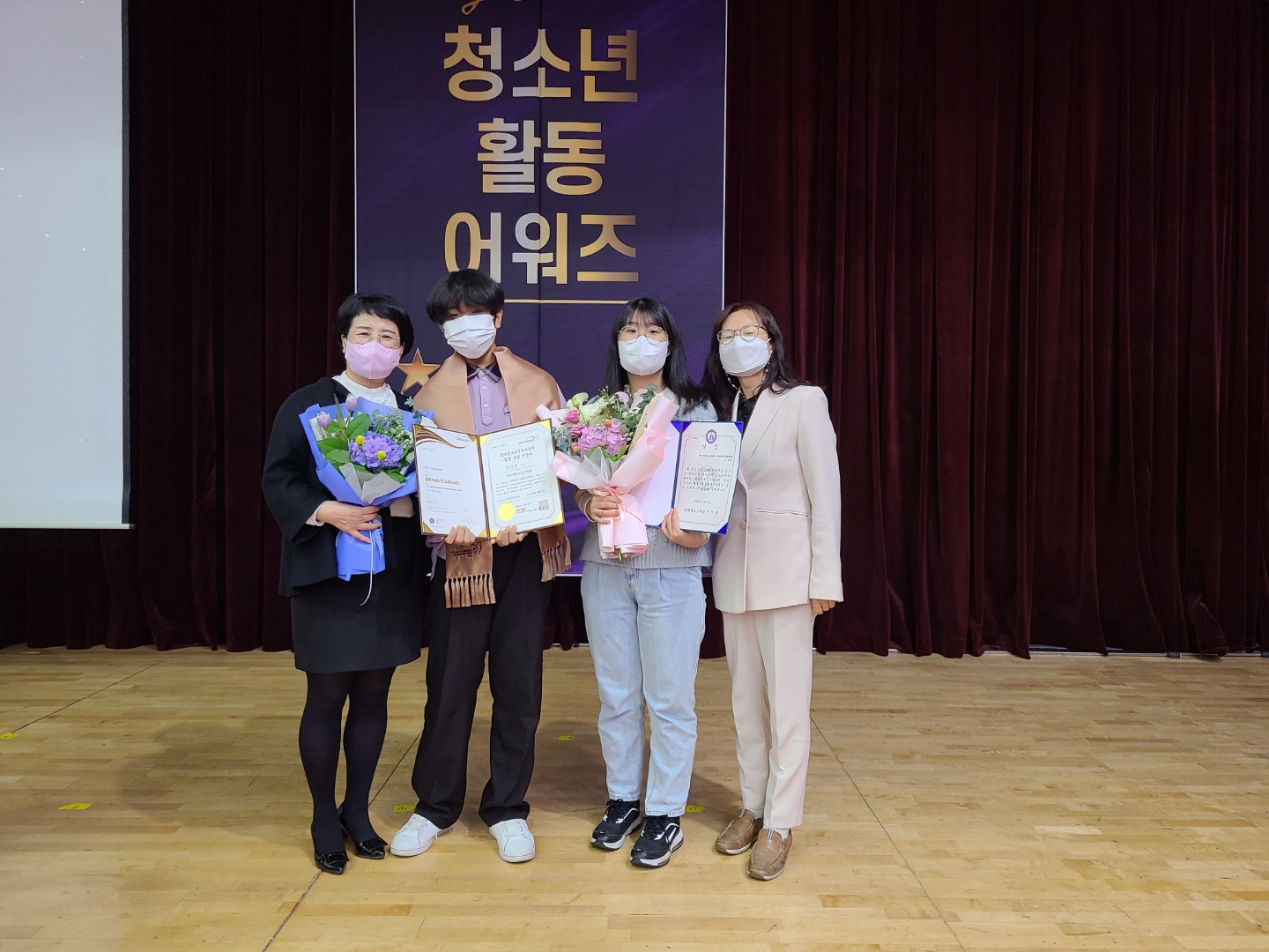 완주군청소년수련관청소년활동어워즈사진.jpg