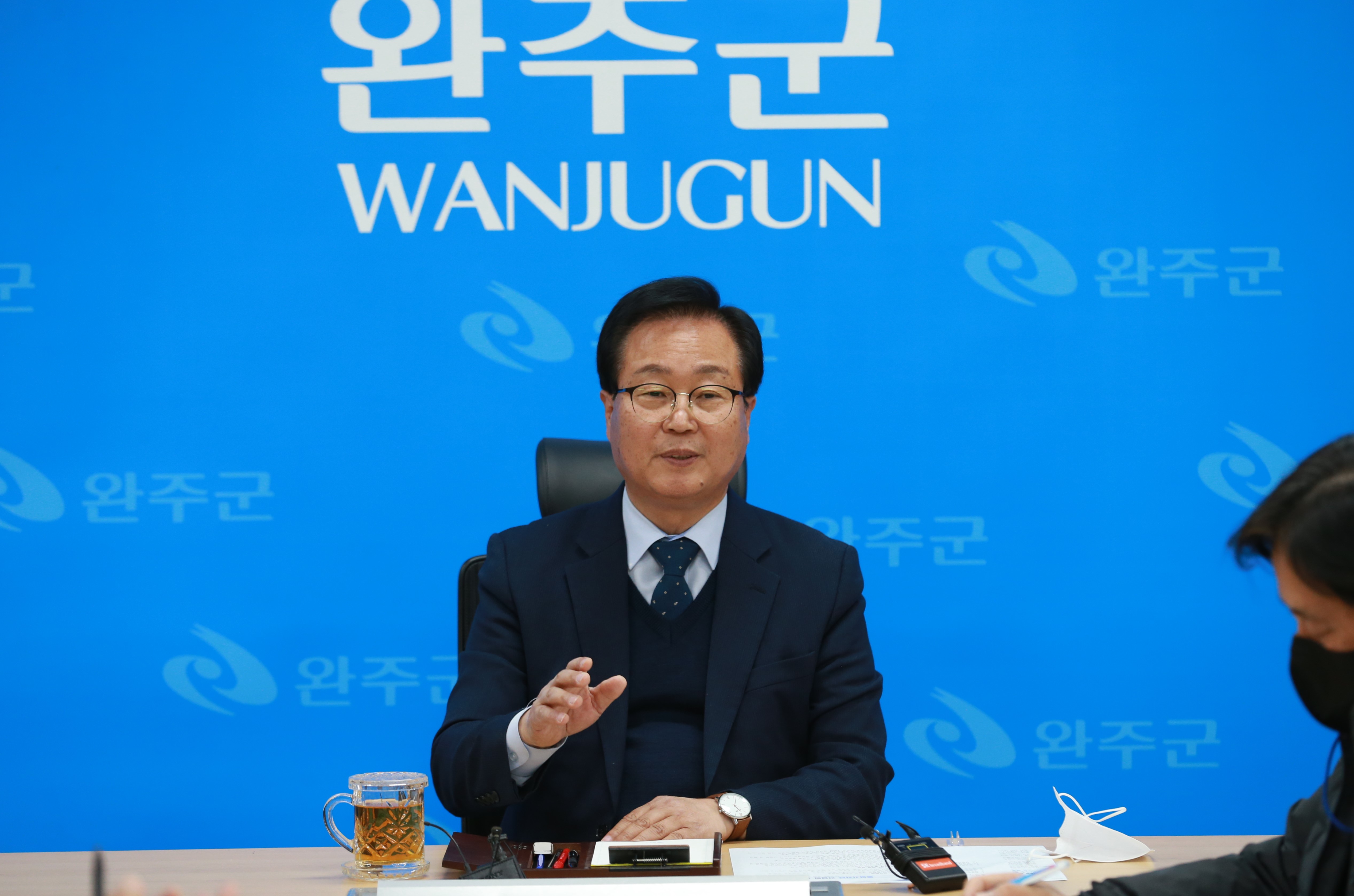 기자간담회(3).JPG