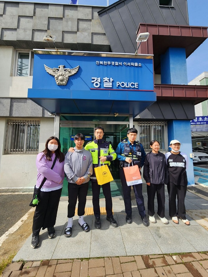 청소년들밑반찬나눔(2).jpg