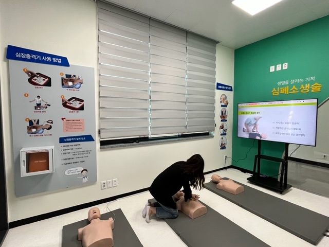 행복완주건강생활지원센터운영본격.jpg
