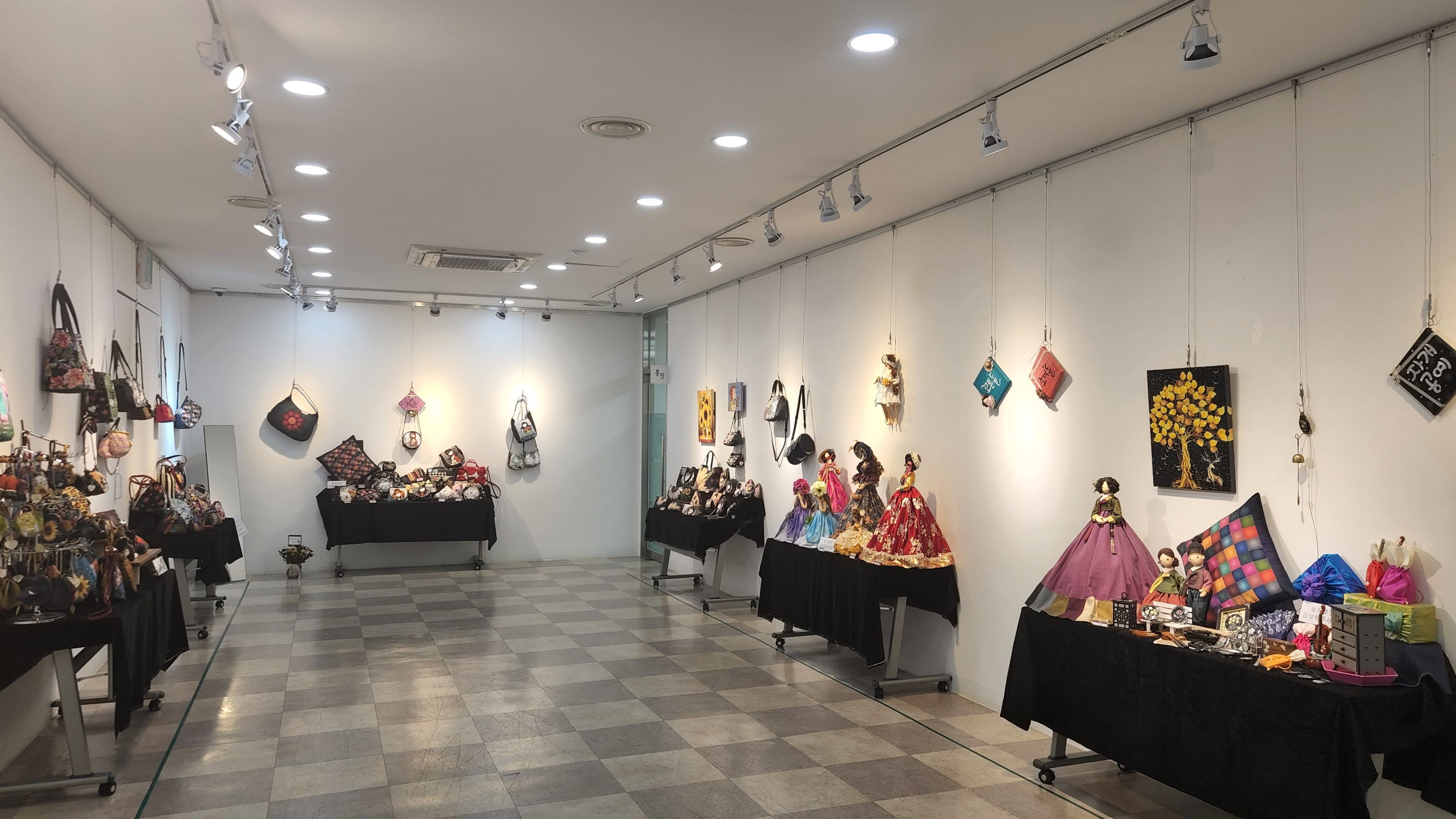 생활문화예술동호회작품전시회(1).jpg
