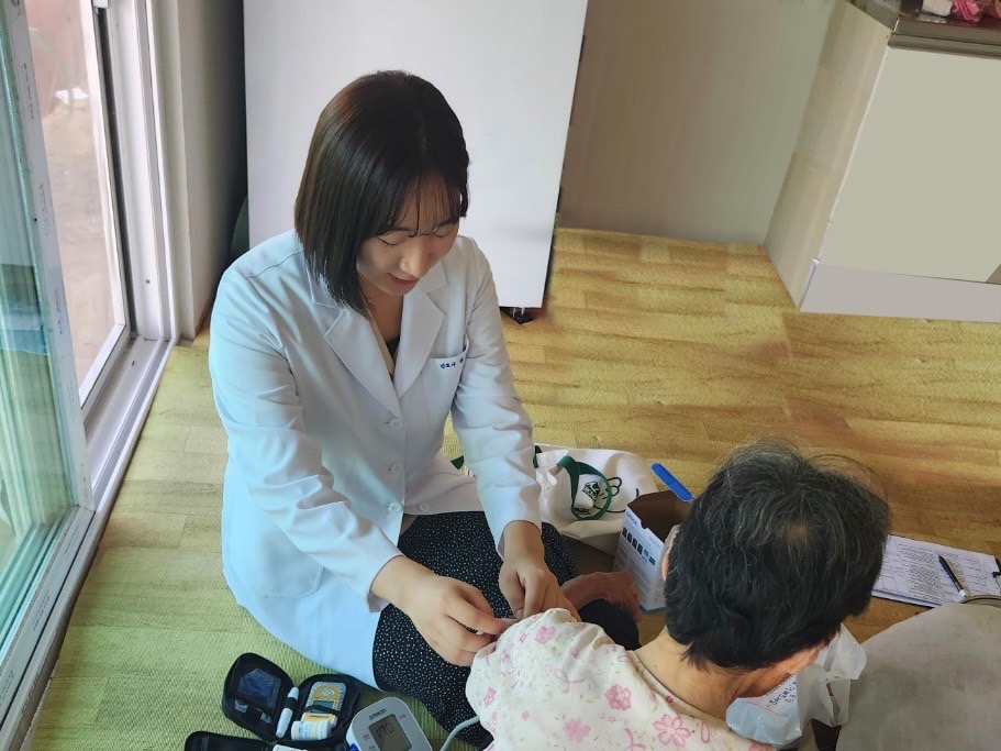 이서면_여름취약계층방문건강상담.jpg