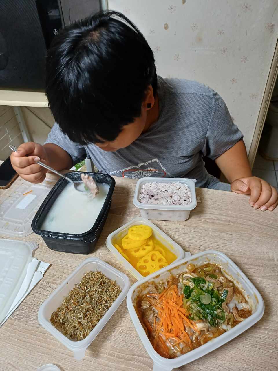 휘슬러결식아동식사지원선정.jpg