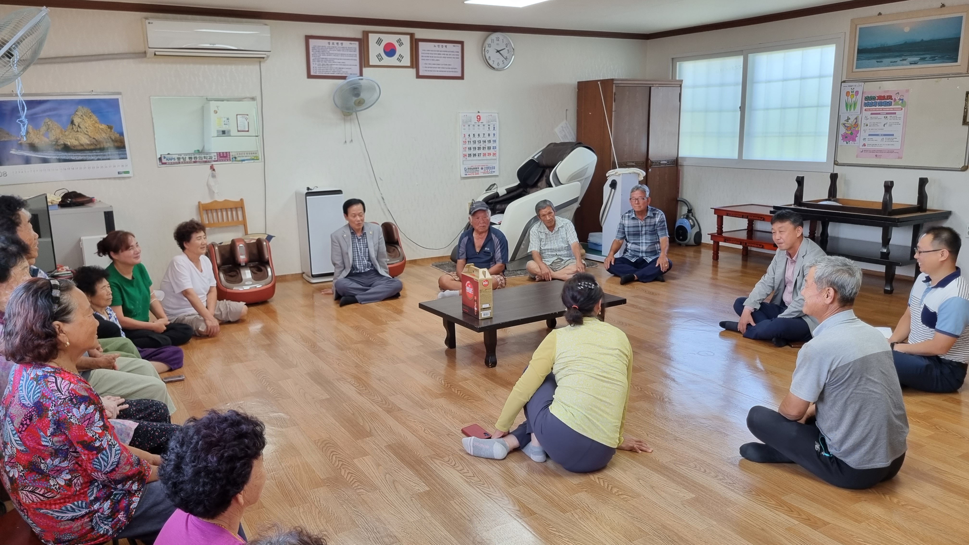 봉동읍_경로당순회.jpg