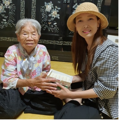 노인맞춤돌봄떡나눔.jpg