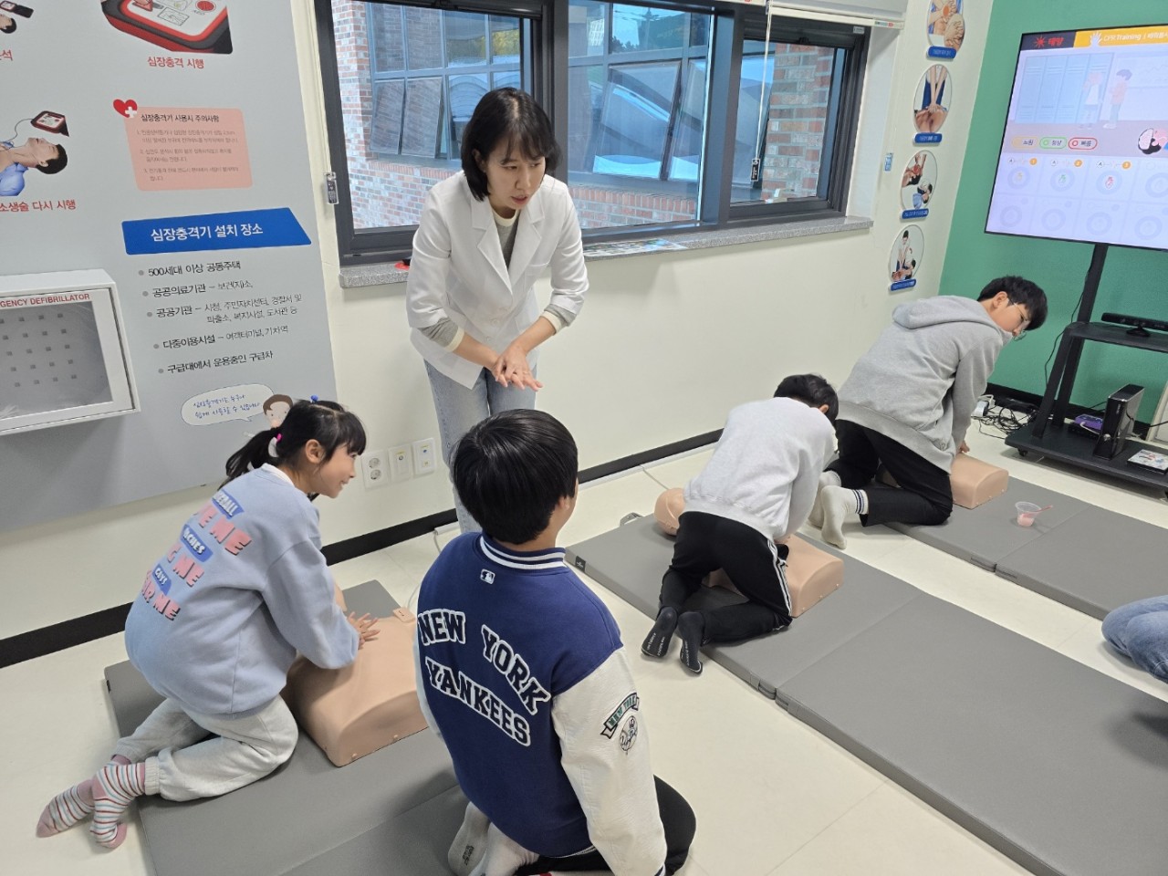 가족참여형심폐소생술교육호응.jpg