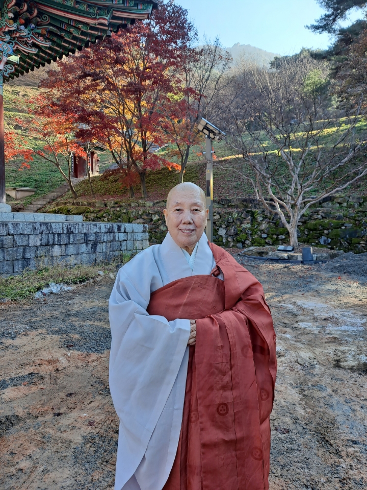 안심사주지스님.jpg