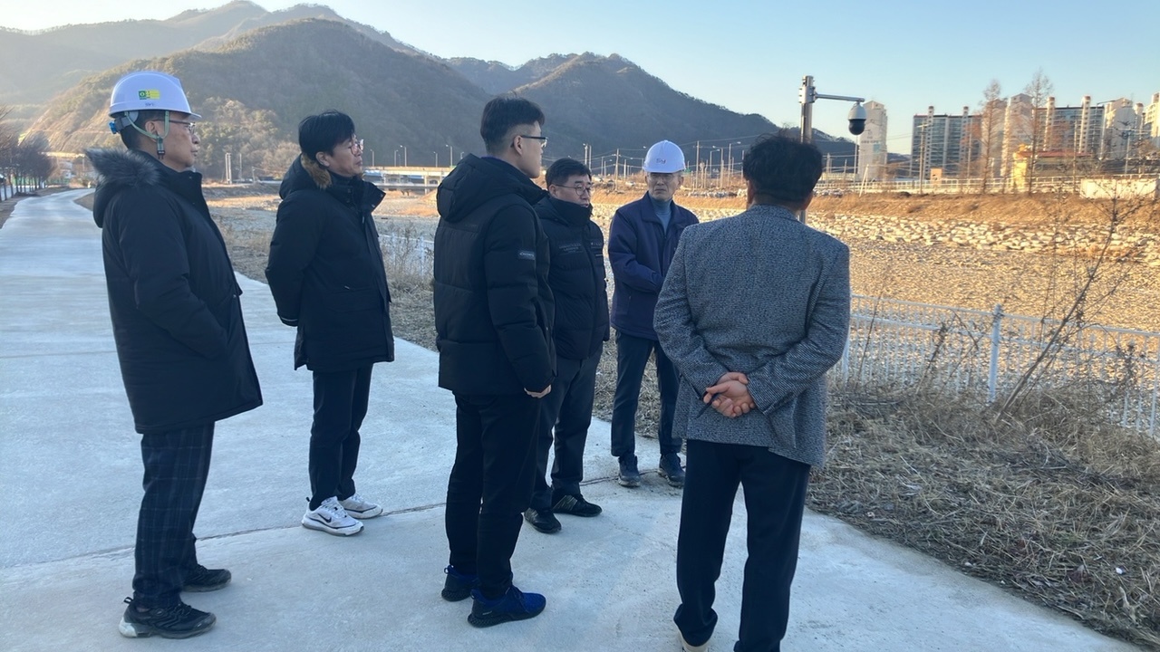 건설안전국사업장현장방문.jpeg
