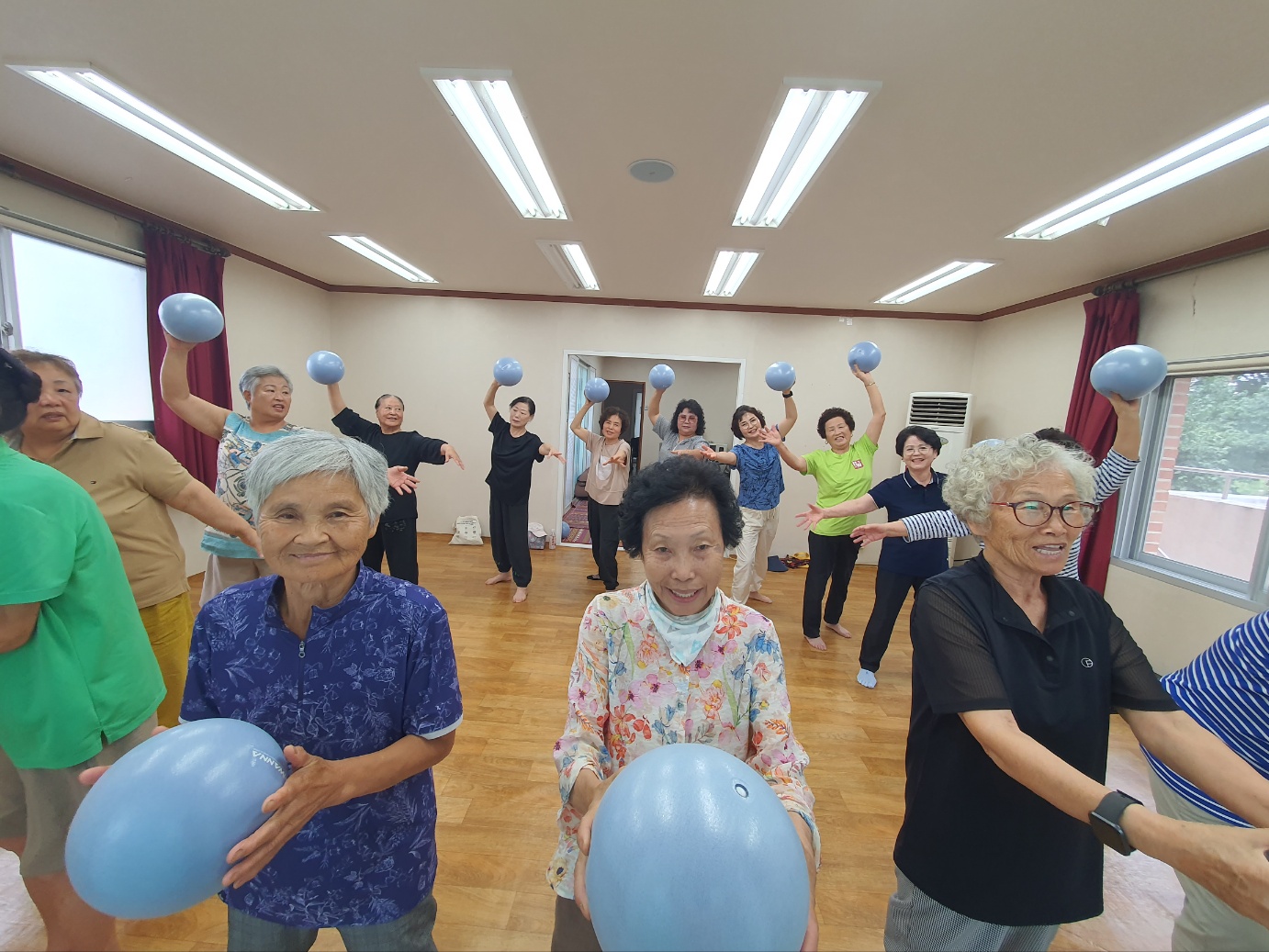 와푸축제신바람체조대회.jpg
