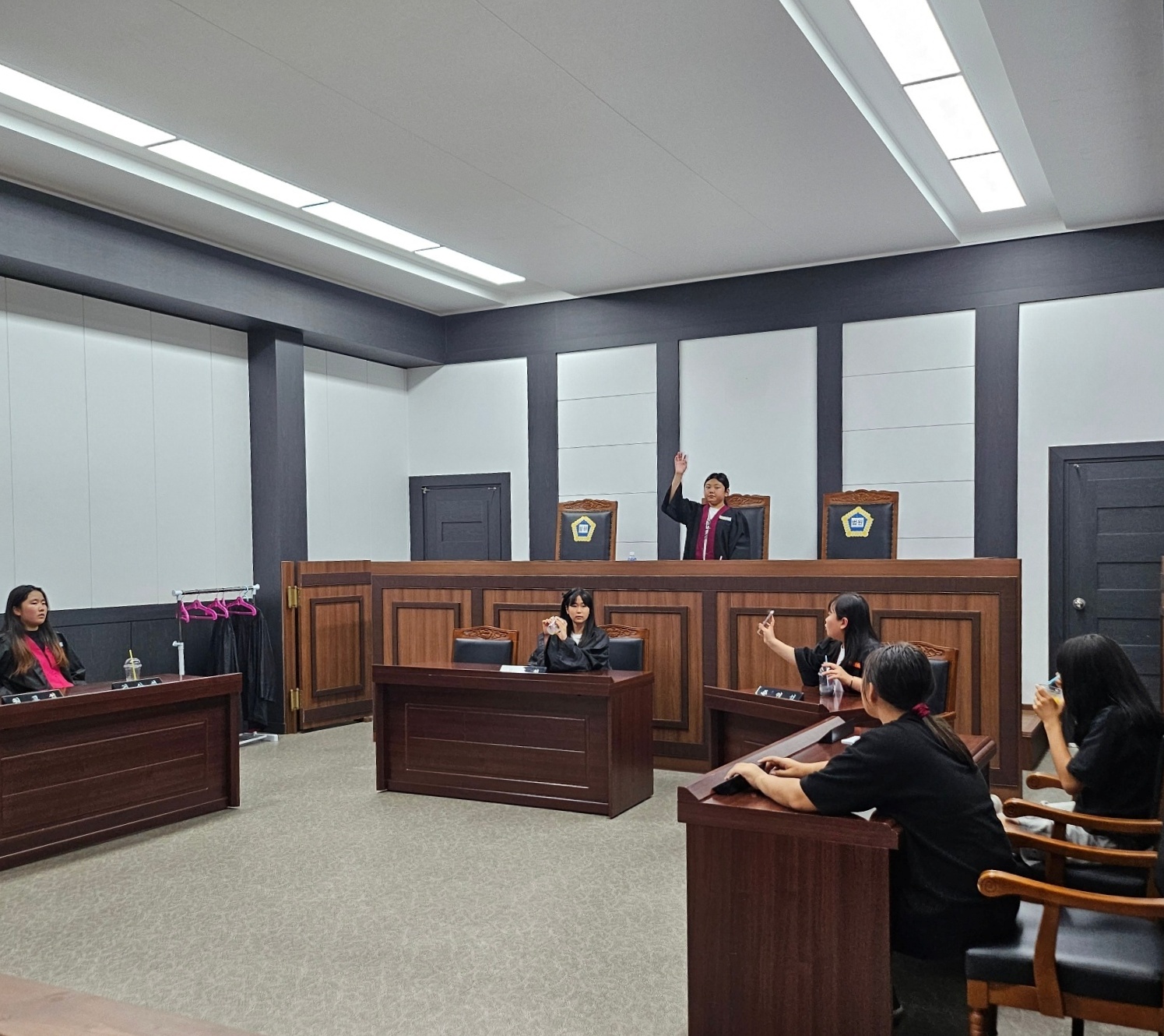 청소년문화의집모의법정체험 (1).jpg