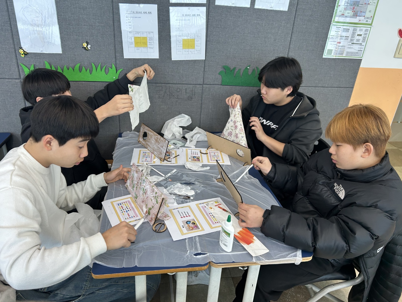 청소년문화의집공예가프로그램진행.jpg