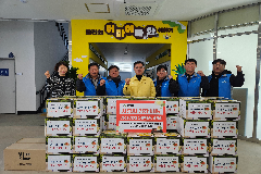 국제와이즈멘, 완주 용진읍에 김치, 마스크 전달