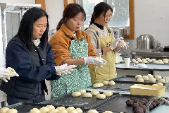 완주 가족문화교육원 수강생, 빵‧커피 재능 나눔