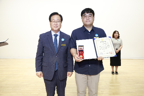 직원월례회 (9).JPG
