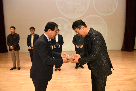 직원월례회 (47).JPG