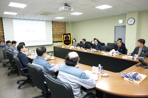 기업체 방문(코릴,아데카코리아,에프엘에스정공,오디텍) (23).JPG