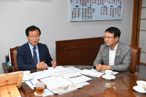 취약계층 지원을 위한 희망 장학금 전달식 (4).JPG