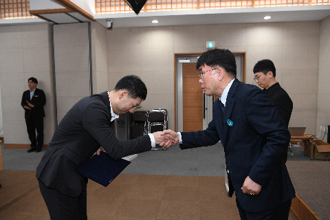 시설관리공단 직원 임용식 및 윤리경영 헌장선포 (56).JPG