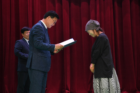 삼례읍 어르신 문화공연및 나눔행사 (41).JPG
