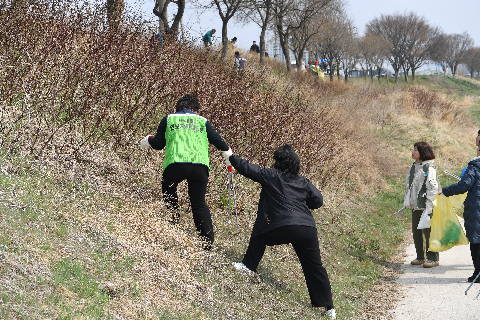 안보자문협의회 만경강 정화활동 (55).JPG