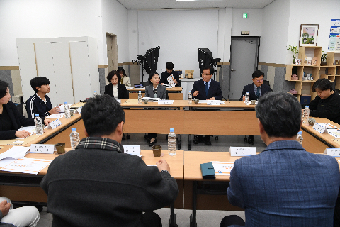 완주형 먹거리돌봄 따뜻한끼 업무협약식 (4).JPG