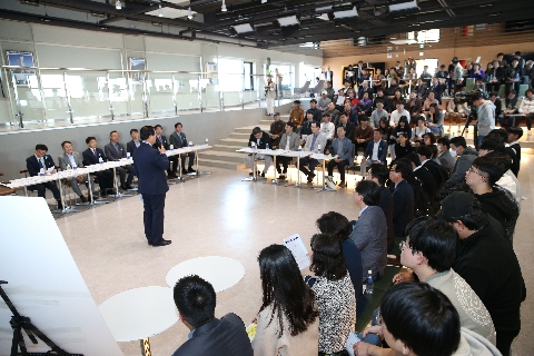 『수소의 날』수소산업 육성을 위한 비전 선포식 (16).JPG