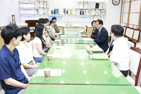민원처리기간 단축 우수공무원 시상 (1).JPG