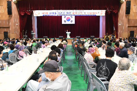 삼례읍 어르신 문화공연및 나눔행사 (62).JPG