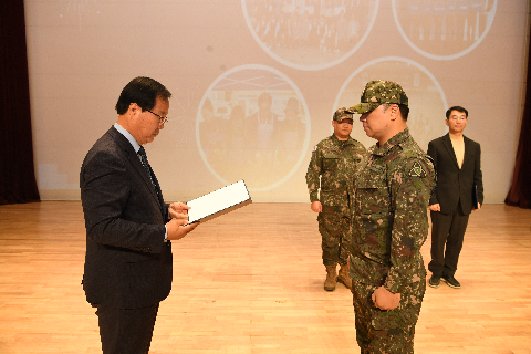 직원월례회 (57).JPG