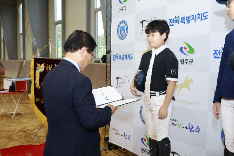 제2회 만경강배 승마대회 (9).JPG