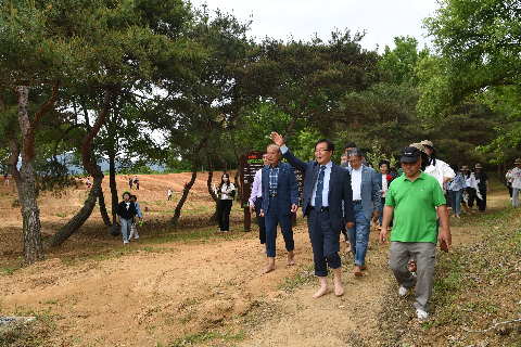 만가리황토맨발걷기선포식 (47).JPG