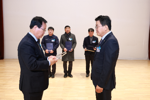 종무식 및 문성철 부군수 이임식 (55).JPG