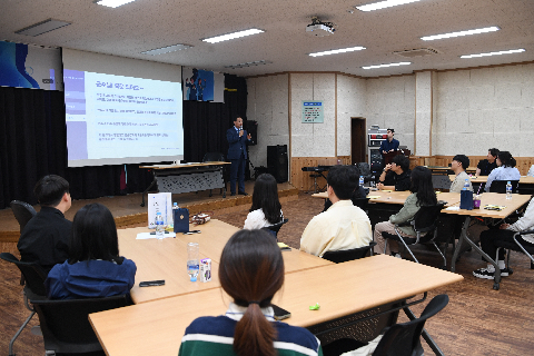 제4기 신규직원 굿스타트 (7).JPG