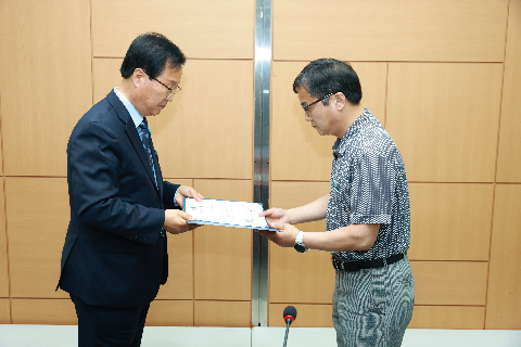 완주군민의날 행사 추진위원회 위촉식 (40).JPG