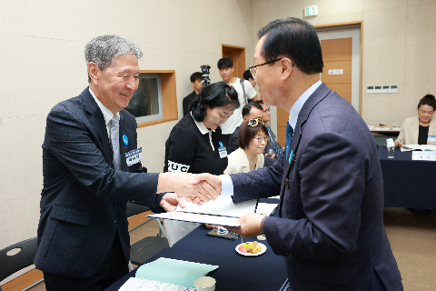 완주 대도약 발전위원회 출범식 (90).JPG