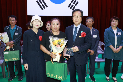 효도대상 시상 및 어르신 위안행사 (23).JPG