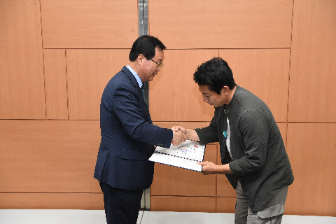 청년정책위원회 위촉식 및 회의 (36).JPG