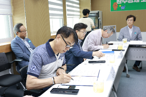 완주경제 소중한 인연 프로젝트 업무협약식 (16).JPG