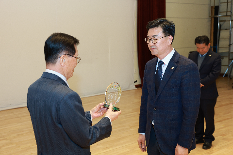 대한노인회 완주군지회 정기총회 및 지도자교육 (7).JPG