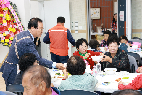 화산면 사랑의밥차 행사 (21).JPG